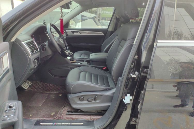Used Volkswagen Teramont 2020 Revised Version 330TSI Two-Wheel Drive Luxury Edition Left Front Seat