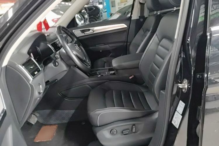 Used Volkswagen Teramont 2020 330TSI Two-Wheel-Drive Luxury Edition China VI Standard Left Front Seat