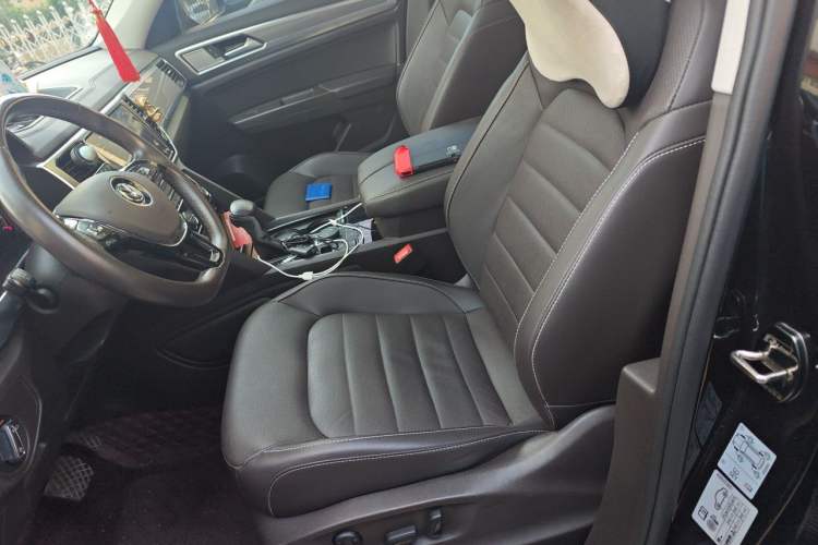 Used Volkswagen Teramont 2020 Revised Version 380TSI Four-Wheel Drive Luxury Edition Left Front Seat