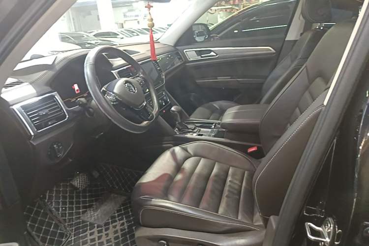 Used Volkswagen Teramont 2020 330TSI Two-Wheel-Drive Luxury Edition China VI Standard Left Front Seat