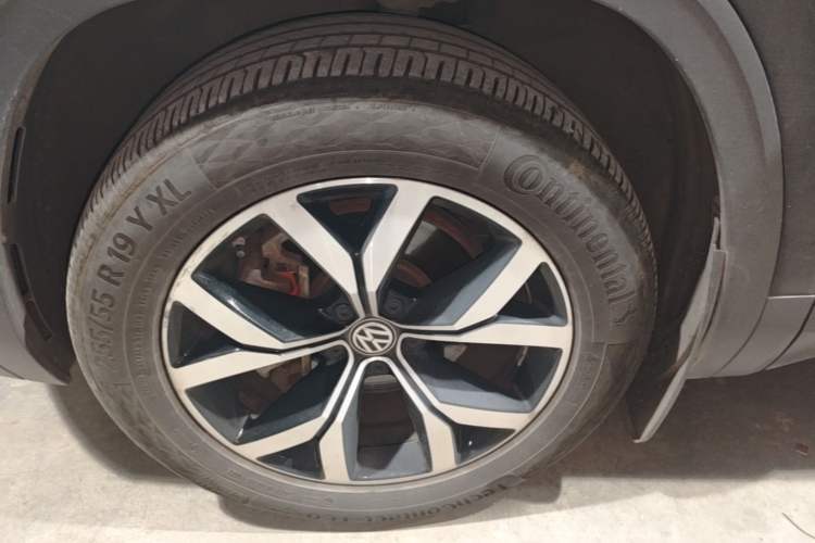 Used Volkswagen Teramont 2020 380TSI Four-Wheel Drive Luxury Version China VI Standard Left Front Wheel Hub
