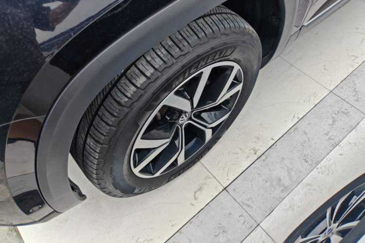 Used Volkswagen Teramont 2020 330TSI Two-Wheel-Drive Luxury Edition China VI Standard Left Front Wheel Hub