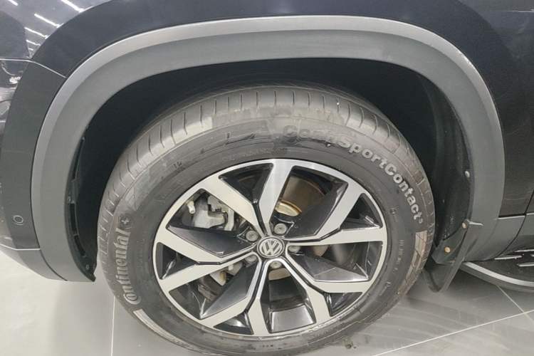 Used Volkswagen Teramont 2020 380TSI Four-Wheel Drive Luxury Version China VI Standard Left Front Wheel Hub
