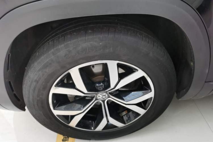 Used Volkswagen Teramont 2020 380TSI Four-Wheel Drive Luxury Version China VI Standard Left Front Wheel Hub