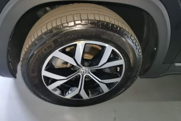 Used Volkswagen Teramont 2020 330TSI Two-Wheel-Drive Luxury Edition China VI Standard Left Front Wheel Hub