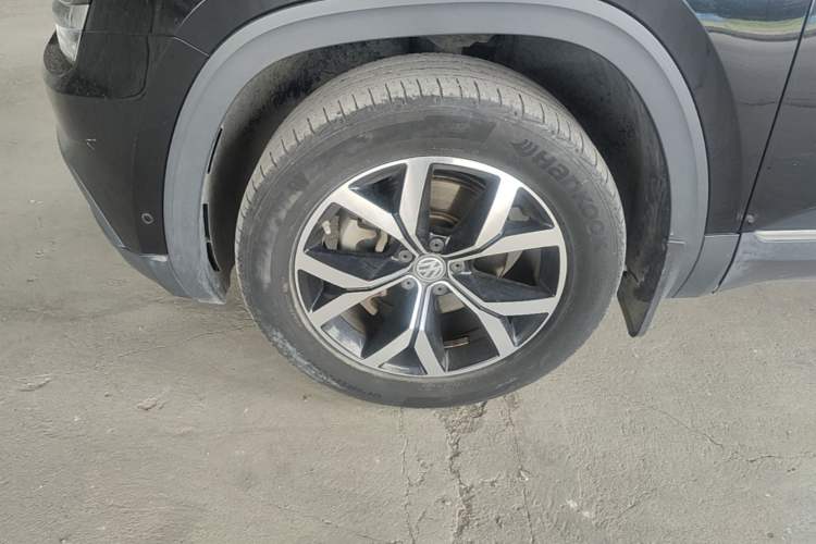 Used Volkswagen Teramont 2020 380TSI Four-Wheel Drive Luxury Version China VI Standard Left Front Wheel Hub