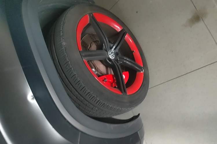 Used Volkswagen Teramont 2020 Revised Version 330TSI Two-Wheel Drive Luxury Edition Left Front Wheel Hub