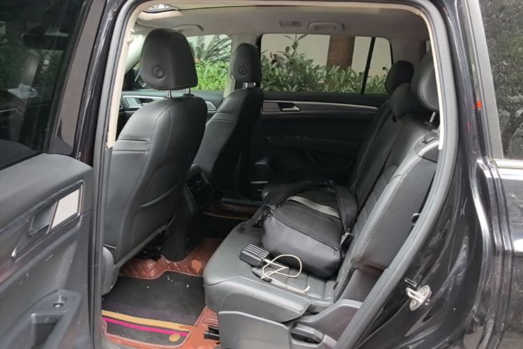 Used Volkswagen Teramont 2020 330TSI Two-Wheel-Drive Luxury Edition China VI Standard Left Rear Seat