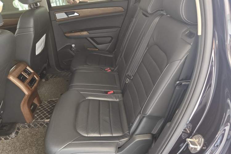 Used Volkswagen Teramont 2020 530 V6 Four-Wheel Drive Luxury Version China VI Standard Left Rear Seat