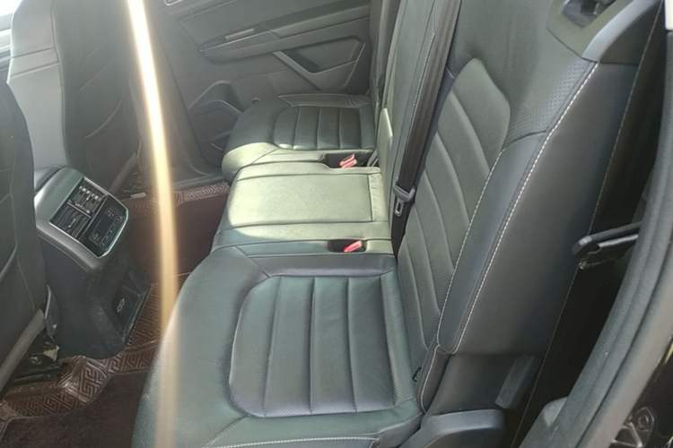 Used Volkswagen Teramont 2020 380TSI Four-Wheel Drive Luxury Version China VI Standard Left Rear Seat