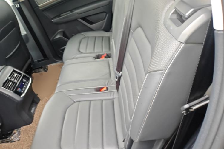 Used Volkswagen Teramont 2020 330TSI Two-Wheel-Drive Luxury Edition China VI Standard Left Rear Seat