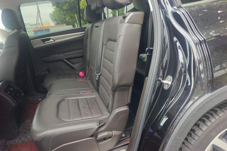 Used Volkswagen Teramont 2020 530 V6 Four-Wheel Drive Luxury Version China VI Standard Left Rear Seat