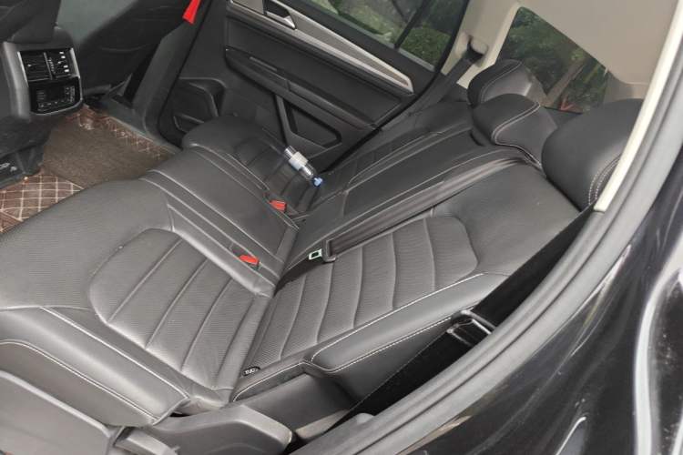 Used Volkswagen Teramont 2020 330TSI Two-Wheel-Drive Luxury Edition China VI Standard Left Rear Seat