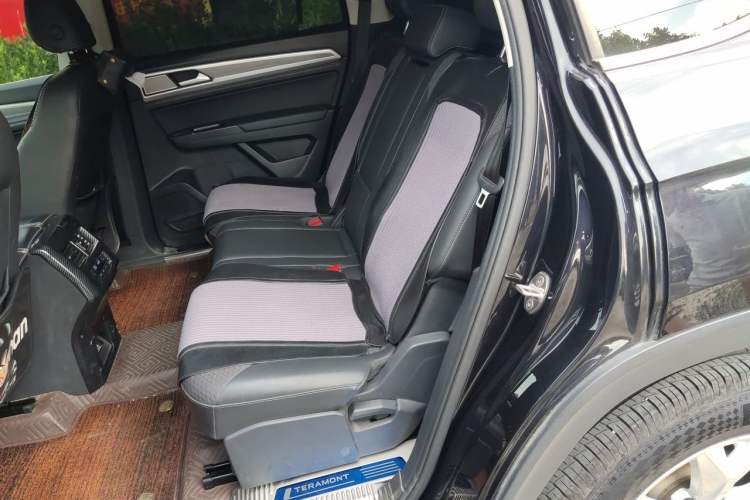 Used Volkswagen Teramont 2020 380TSI Four-Wheel Drive Comfort Edition China VI Standard Left Rear Seat