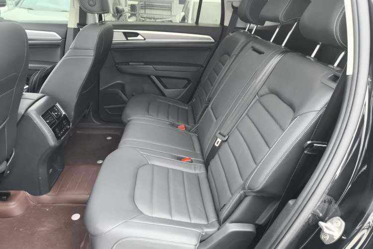 Used Volkswagen Teramont 2020 330TSI Two-Wheel-Drive Luxury Edition China VI Standard Left Rear Seat