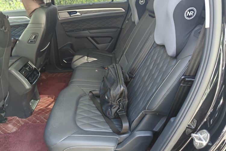 Used Volkswagen Teramont 2020 Revised Version 530 V6 Four-Wheel Drive Flagship Edition Left Rear Seat