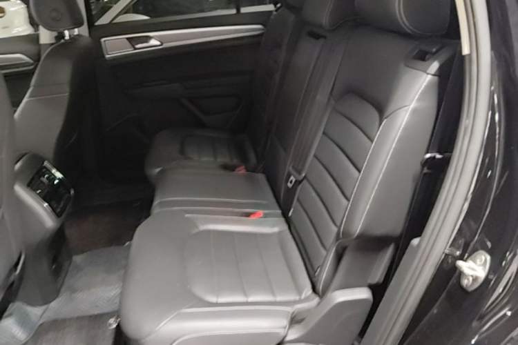 Used Volkswagen Teramont 2020 330TSI Two-Wheel-Drive Luxury Edition China VI Standard Left Rear Seat