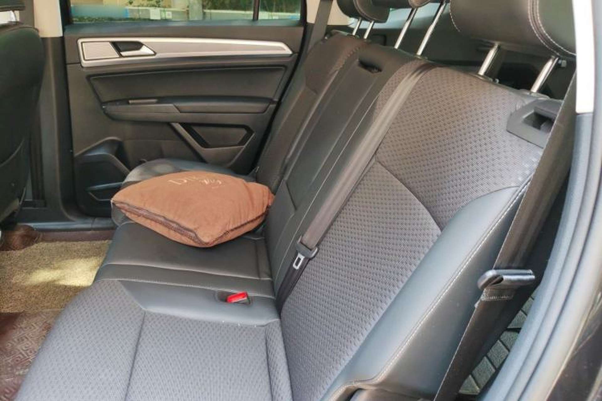 Used Volkswagen Teramont 2020 380TSI Four-Wheel Drive Comfort Edition China VI Standard Left Rear Seat
