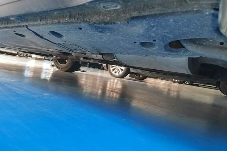 Used Volkswagen Teramont 2020 330TSI Two-Wheel-Drive Luxury Edition China VI Standard Left Side Sill