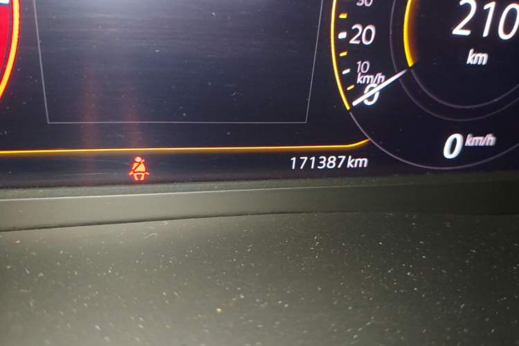 Used Volkswagen Teramont 2020 Revised Version 380TSI Four-Wheel Drive Luxury Edition Odometer Close Up