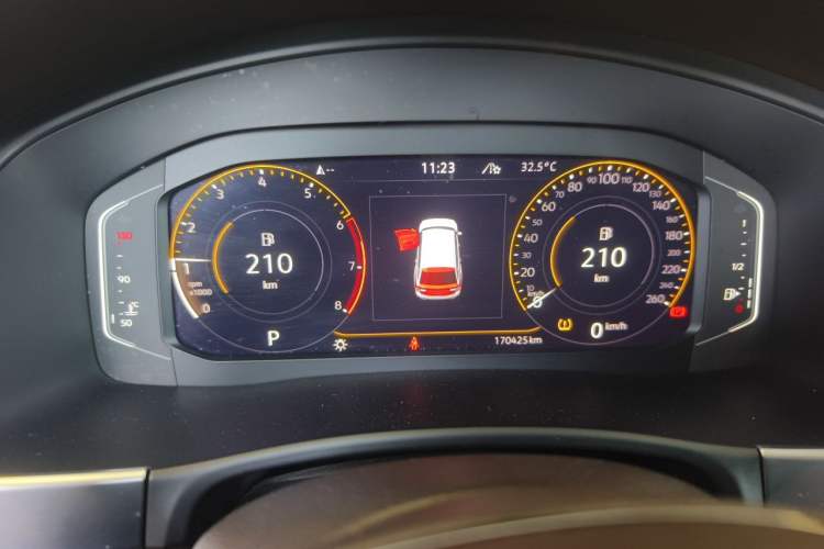 Used Volkswagen Teramont 2020 Revised Version 380TSI Four-Wheel Drive Luxury Edition Odometer Close Up