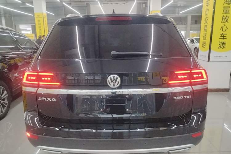 Used Volkswagen Teramont 2020 Revised Version 380TSI Four-Wheel Drive Comfort Edition Rear