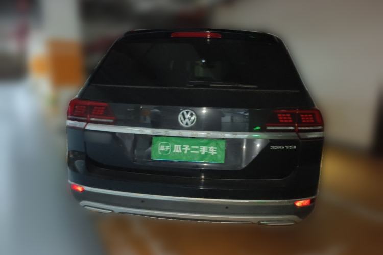 Used Volkswagen Teramont 2020 Revised Version 330TSI Two-Wheel Drive Luxury Edition Rear