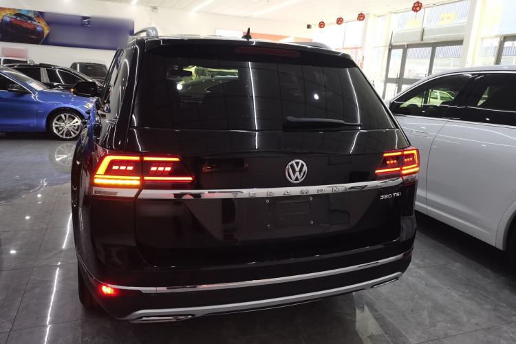 Used Volkswagen Teramont 2020 Revised Version 380TSI Four-Wheel Drive Luxury Edition Rear