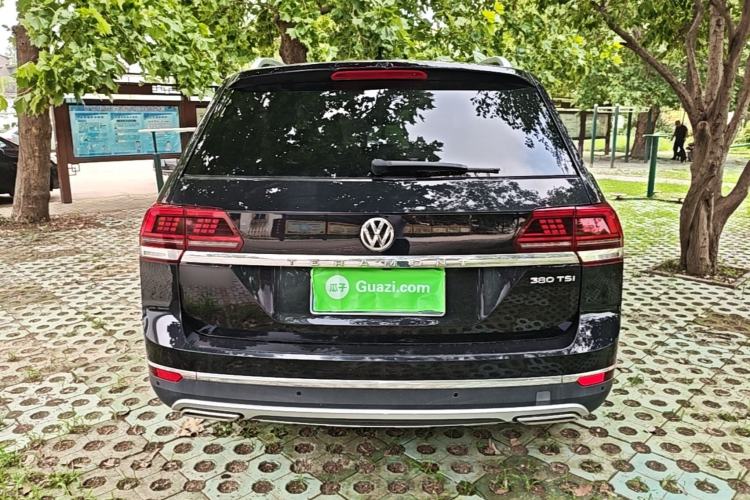 Used Volkswagen Teramont 2020 Revised Version 330TSI Two-Wheel Drive Luxury Edition Rear