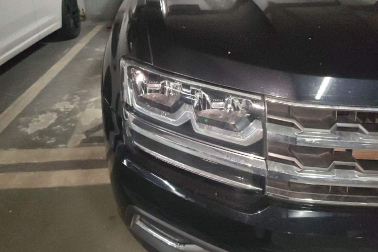 Used Volkswagen Teramont 2020 Revised Version 380TSI Four-Wheel Drive Luxury Edition Right Front Headlight