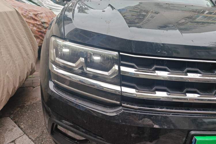 Used Volkswagen Teramont 2020 380TSI Four-Wheel Drive Luxury Version China VI Standard Right Front Headlight