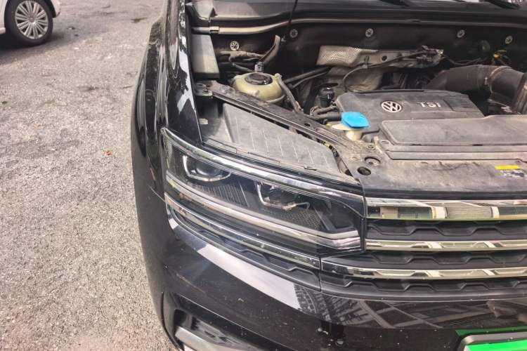 Used Volkswagen Teramont 2020 380TSI Four-Wheel Drive Luxury Version China VI Standard Right Front Headlight