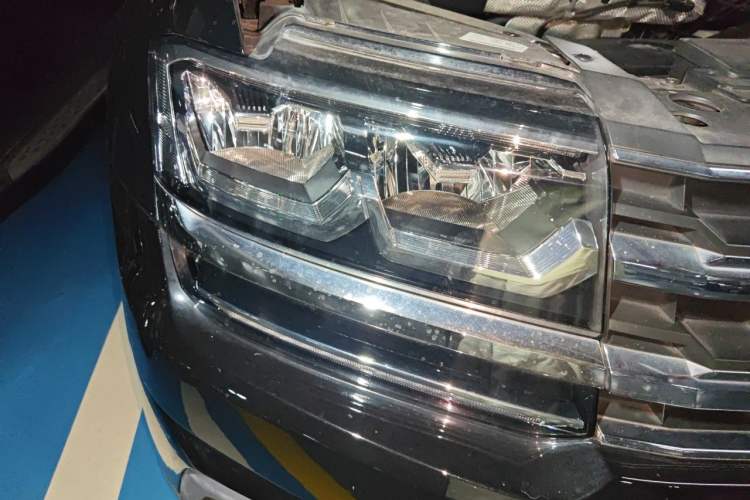 Used Volkswagen Teramont 2020 Revised Version 330TSI Two-Wheel Drive Comfort Edition Right Front Headlight