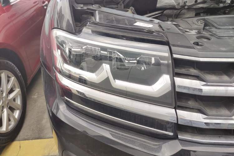 Used Volkswagen Teramont 2020 380TSI Four-Wheel Drive Luxury Version China VI Standard Right Front Headlight