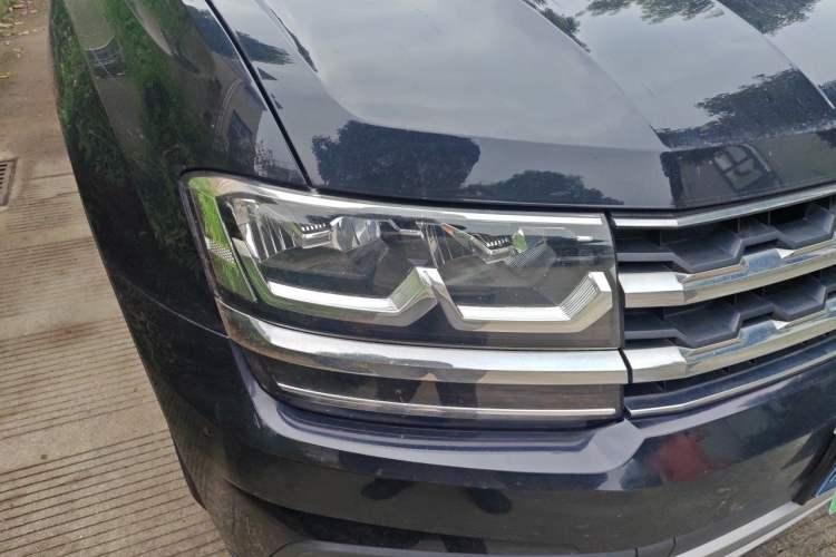 Used Volkswagen Teramont 2020 380TSI Four-Wheel Drive Comfort Edition China VI Standard Right Front Headlight