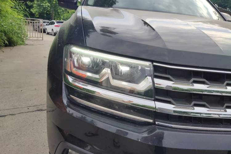Used Volkswagen Teramont 2020 380TSI Four-Wheel Drive Comfort Edition China VI Standard Right Front Headlight