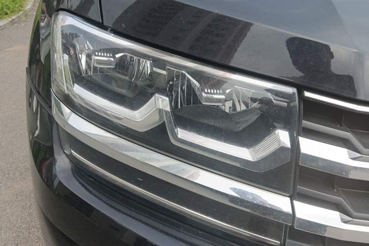 Used Volkswagen Teramont 2020 Revised Version 380TSI Four-Wheel Drive Luxury Edition Right Front Headlight