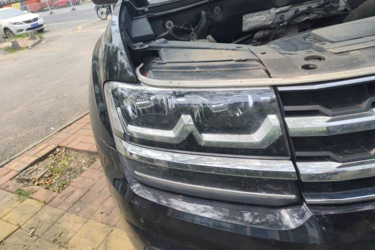 Used Volkswagen Teramont 2020 380TSI Four-Wheel Drive Comfort Edition China VI Standard Right Front Headlight