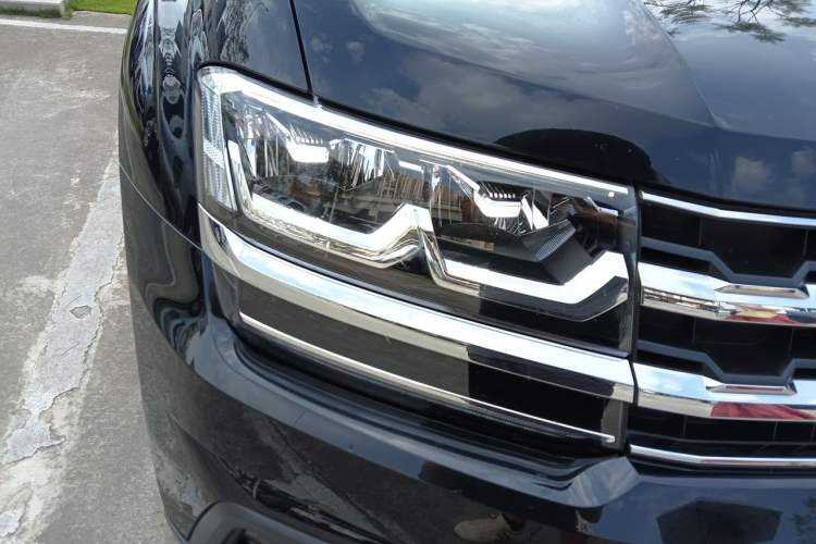 Used Volkswagen Teramont 2020 Revised Version 380TSI Four-Wheel Drive Comfort Edition Right Front Headlight