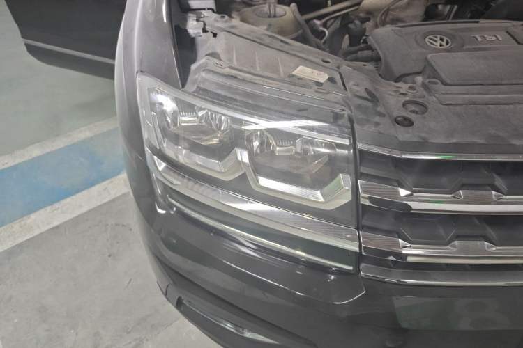 Used Volkswagen Teramont 2020 380TSI Four-Wheel Drive Luxury Version China VI Standard Right Front Headlight