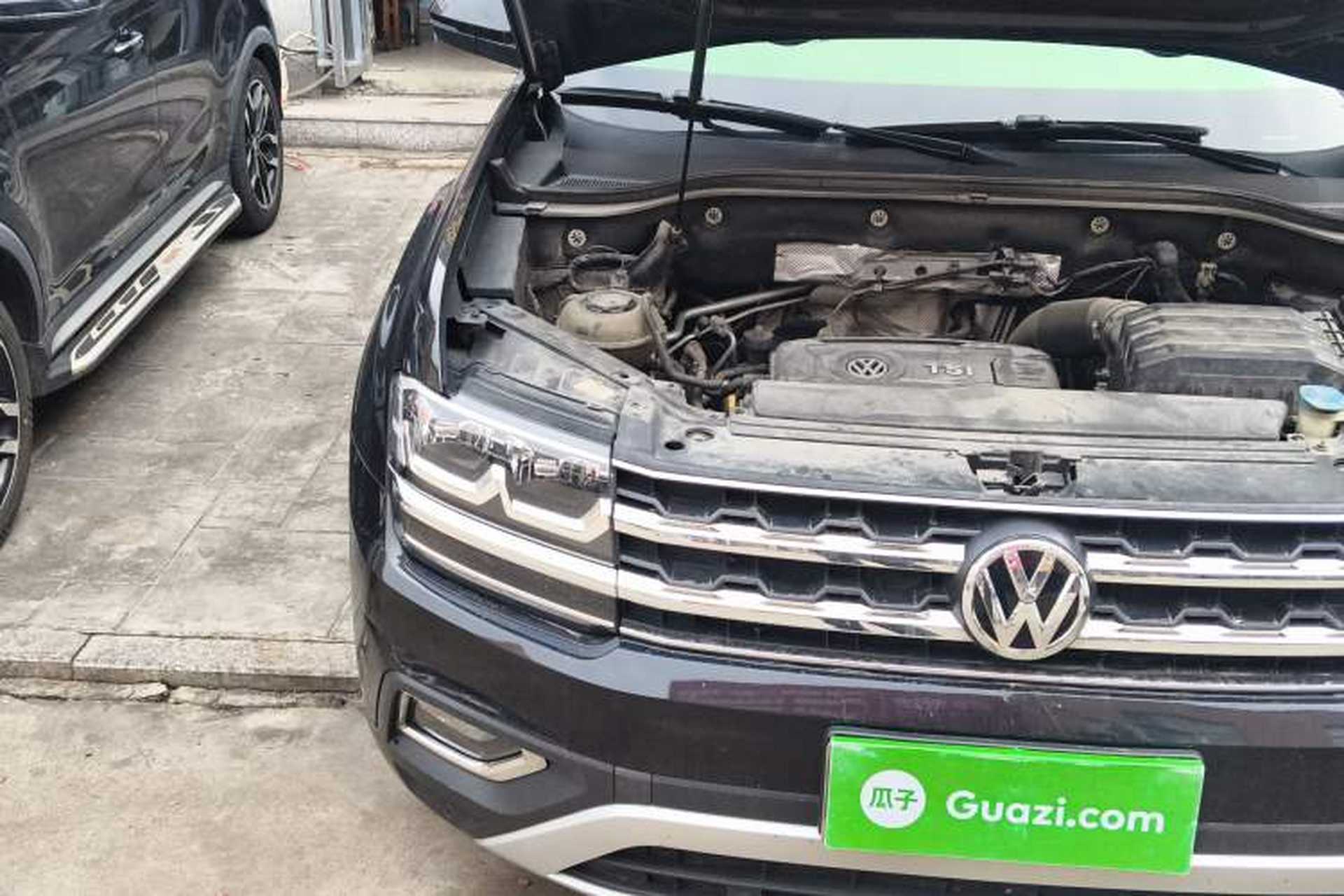 Used Volkswagen Teramont 2020 Revised Version 380TSI Four-Wheel Drive Luxury Edition Right Front Headlight