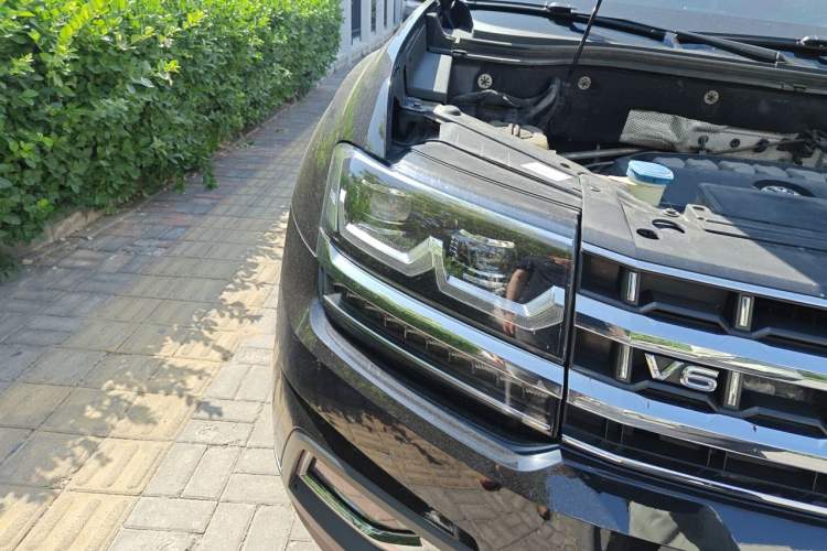 Used Volkswagen Teramont 2020 Revised Version 530 V6 Four-Wheel Drive Flagship Edition Right Front Headlight