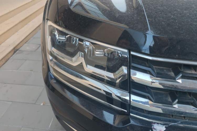 Used Volkswagen Teramont 2020 380TSI Four-Wheel Drive Luxury Version China VI Standard Right Front Headlight