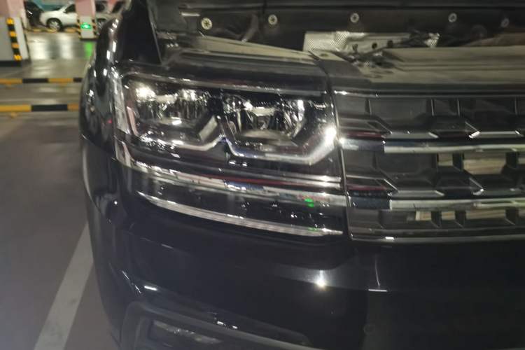 Used Volkswagen Teramont 2020 380TSI Four-Wheel Drive Comfort Edition China V Standard Right Front Headlight