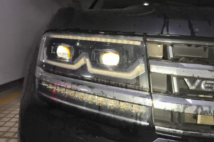Used Volkswagen Teramont 2020 530 V6 Four-Wheel Drive Prestige Flagship Edition China VI Standard Right Front Headlight