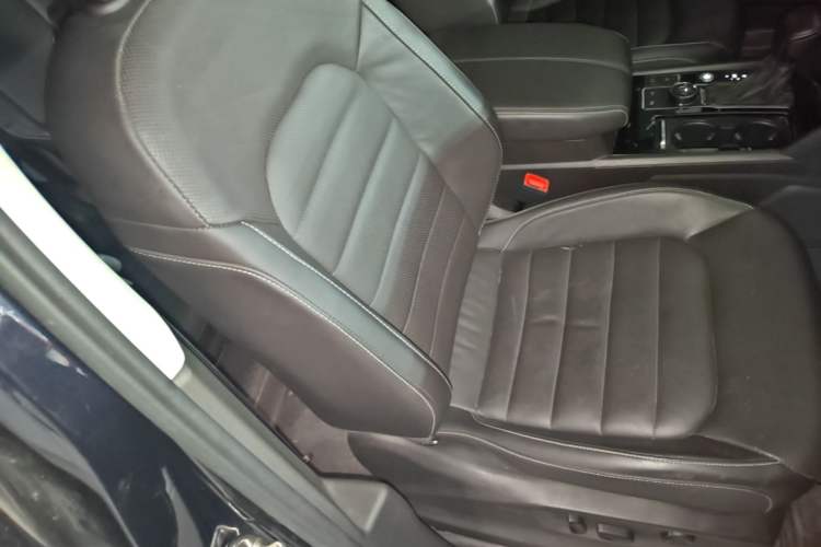 Used Volkswagen Teramont 2020 Revised Version 380TSI Four-Wheel Drive Luxury Edition Right Front Seat