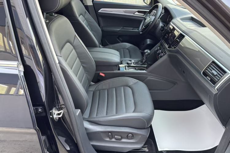 Used Volkswagen Teramont 2020 380TSI Four-Wheel Drive Luxury Version China VI Standard Right Front Seat