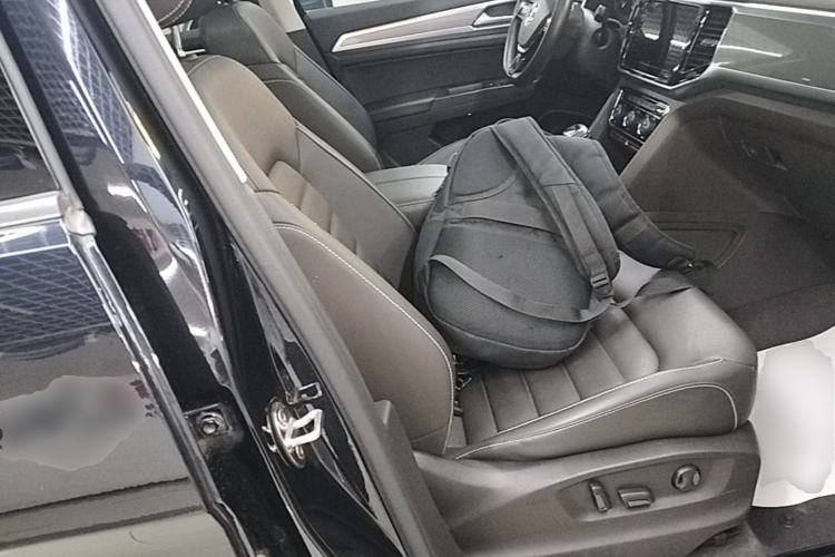 Used Volkswagen Teramont 2020 330TSI Two-Wheel-Drive Luxury Edition China VI Standard Right Front Seat