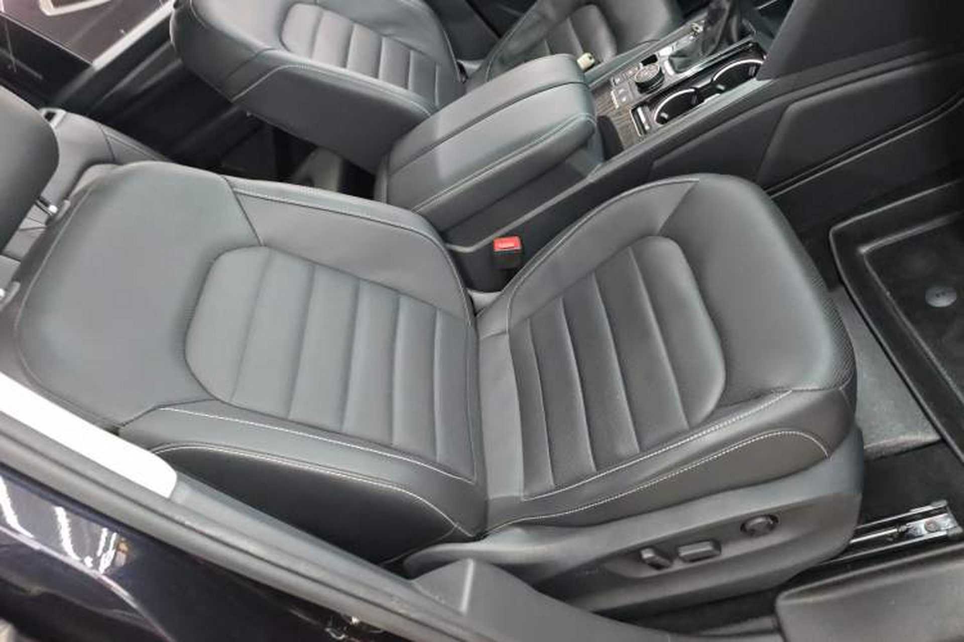 Used Volkswagen Teramont 2020 Revised Version 380TSI Four-Wheel Drive Luxury Edition Right Front Seat