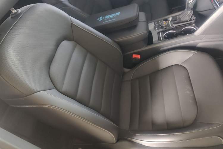 Used Volkswagen Teramont 2020 380TSI Four-Wheel Drive Luxury Version China VI Standard Right Front Seat